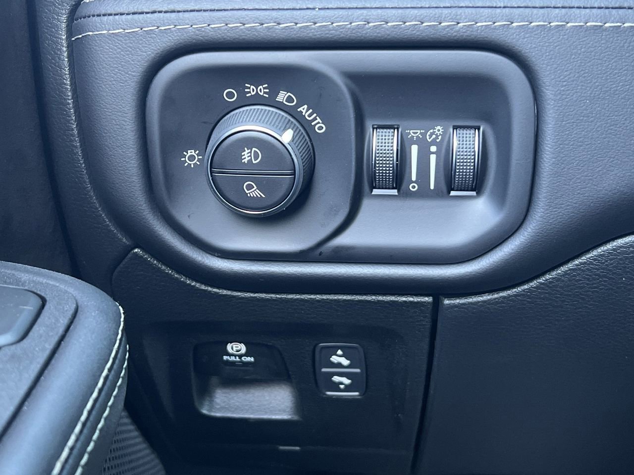 New 2026 RAM 1500 RHO w/ RHO Level 1 Equipment Group image 15