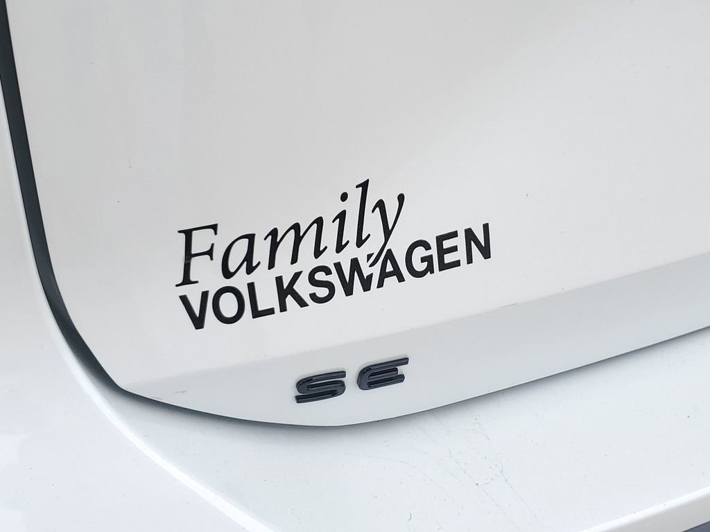 New 2026 Volkswagen Tiguan SE R-Line image 6