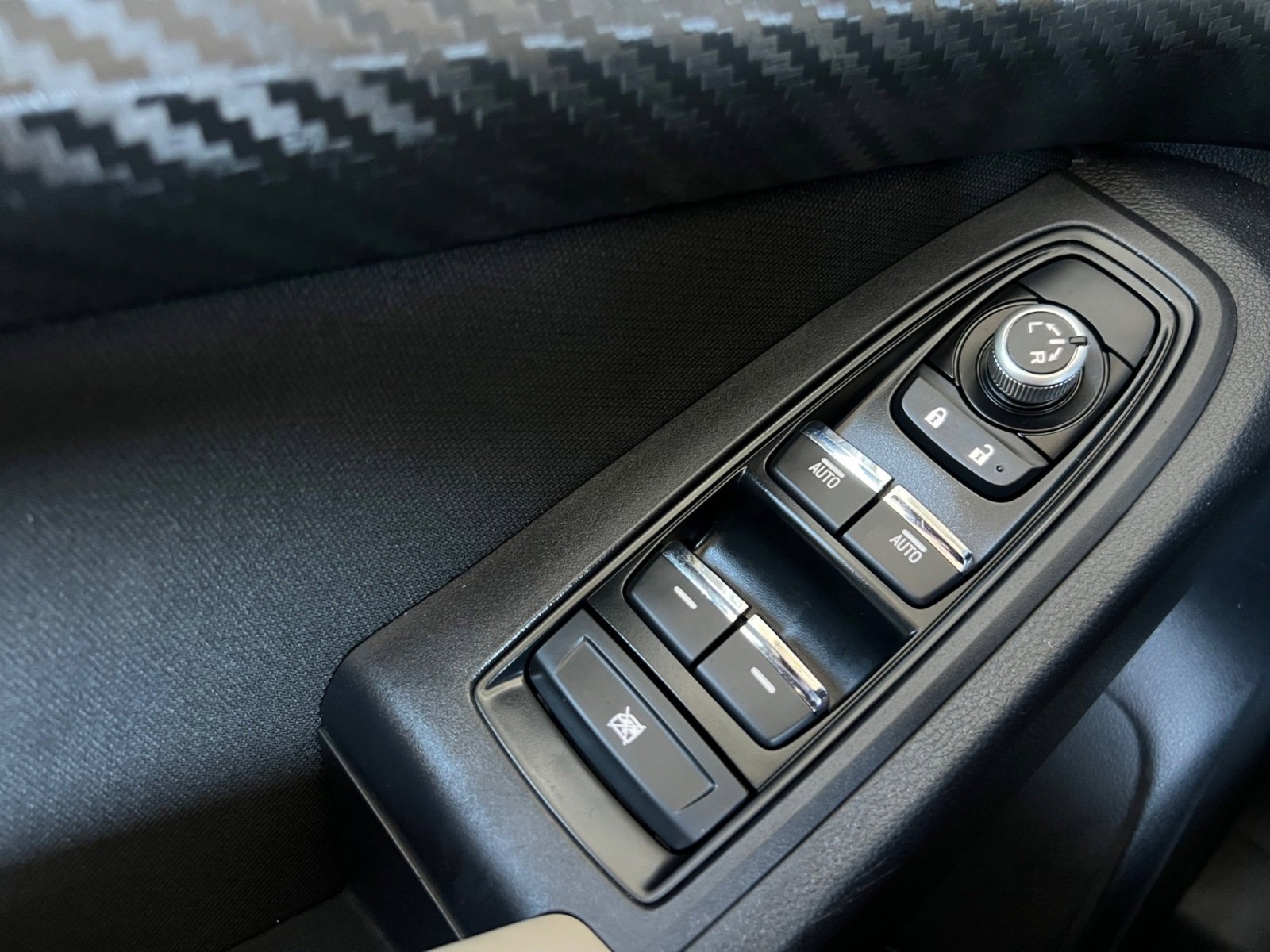 Used 2024 Subaru Ascent Premium w/ Convenience Package image 27