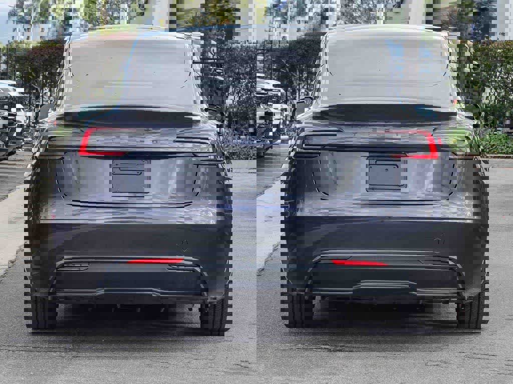 Used 2024 Tesla Model 3 Standard Range image 5