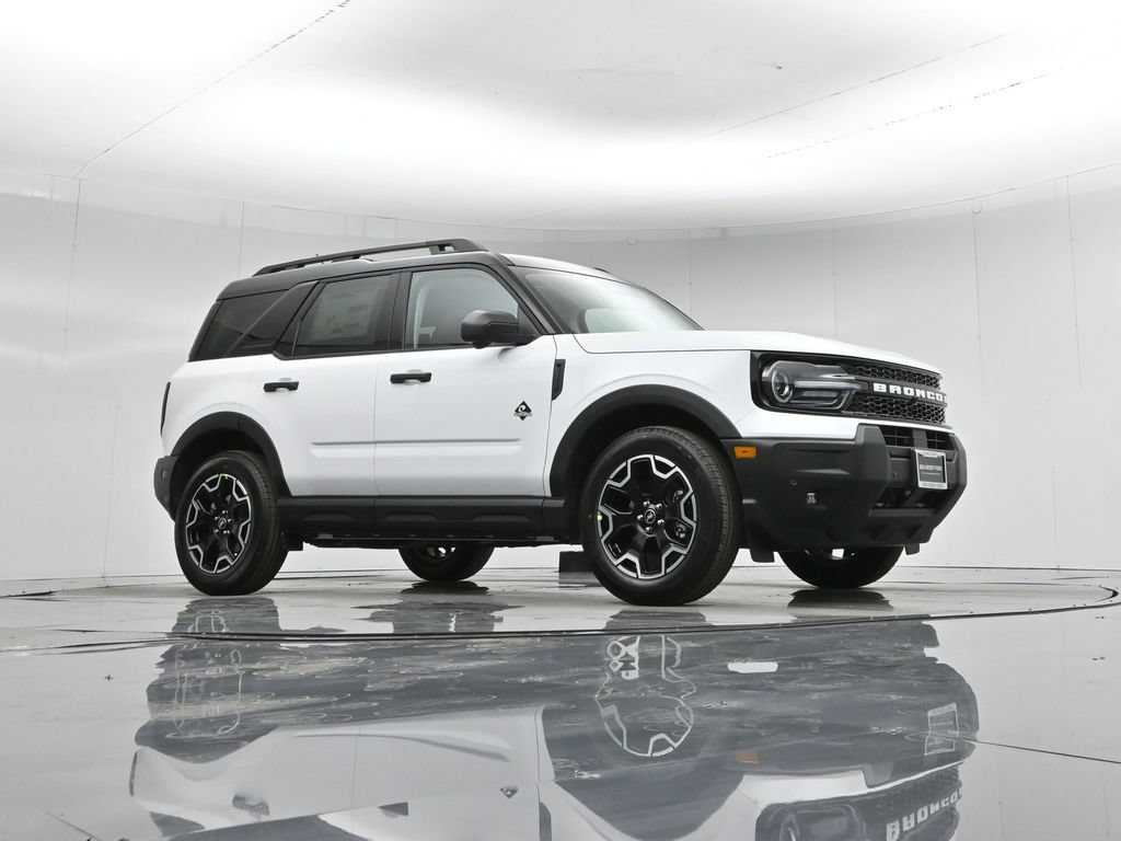 New 2026 Ford Bronco Sport Outer Banks w/ Outer Banks Tech Package+ AWD/4WD image 3