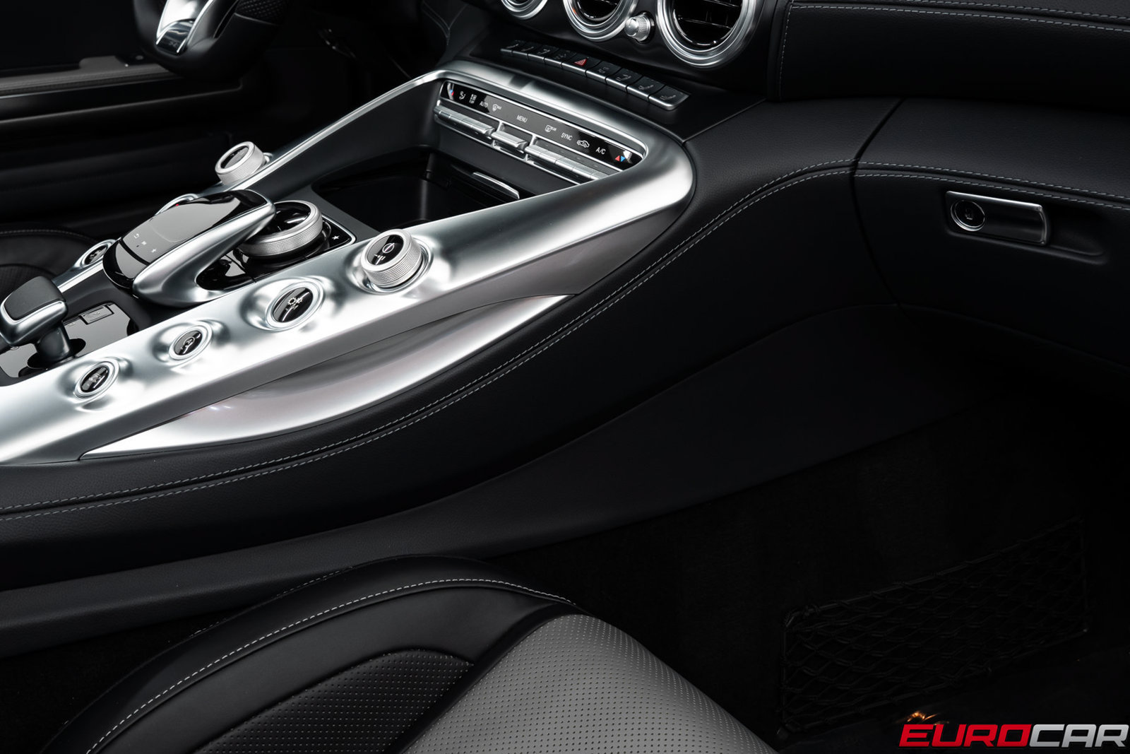 Used 2019 Mercedes-Benz AMG GT Roadster image 34