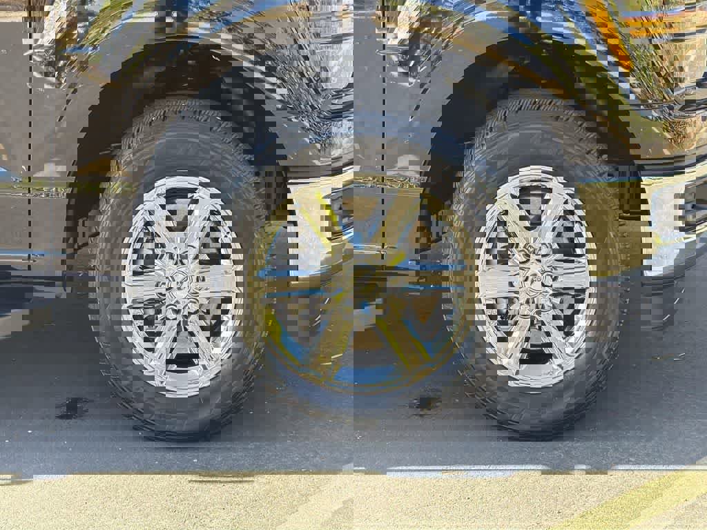 Used 2024 Ford F150 XLT image 40