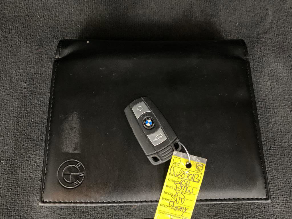Used 2011 BMW X5 xDrive35d image 37