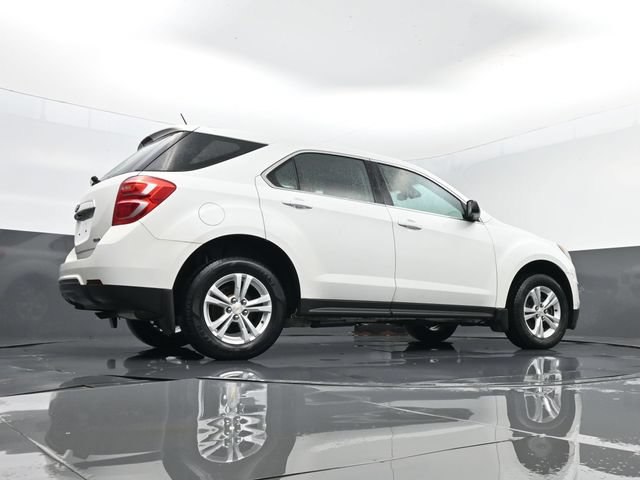 Used 2016 Chevrolet Equinox LS FWD image 23