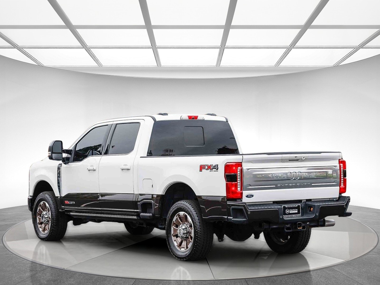 Used 2024 Ford F350 King Ranch w/ FX4 Off-Road Package image 2