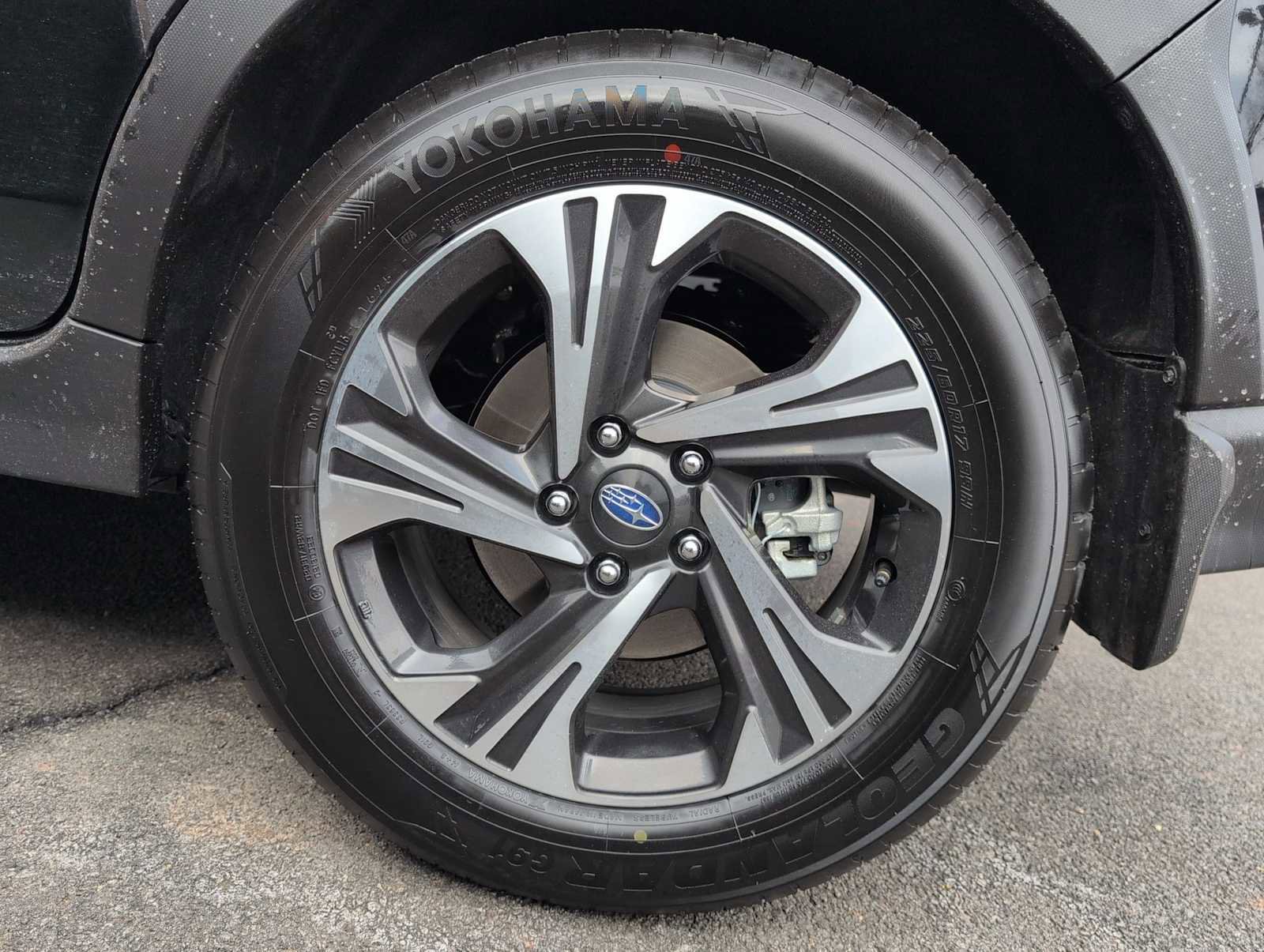 Used 2025 Subaru Crosstrek 2.0i Premium image 14