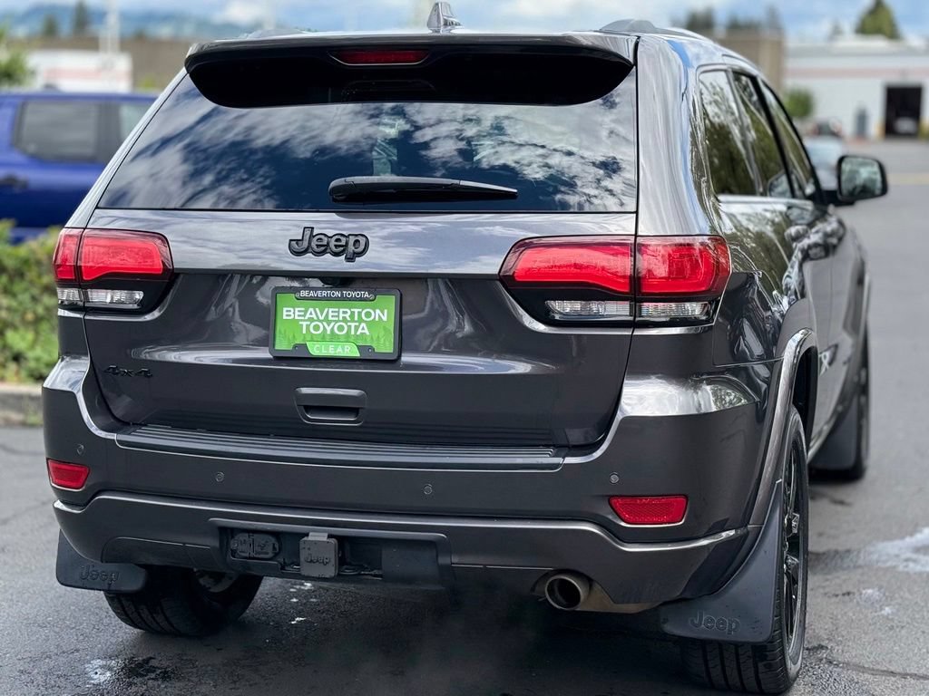 Used 2021 Jeep Grand Cherokee Laredo AWD/4WD image 5