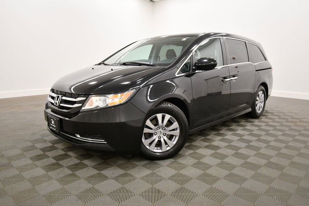 Used 2016 Honda Odyssey SE image 2