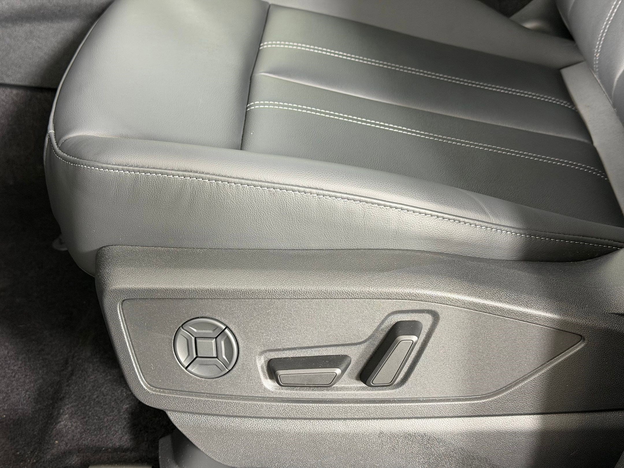 New 2026 Audi Q5 Premium AWD/4WD image 14