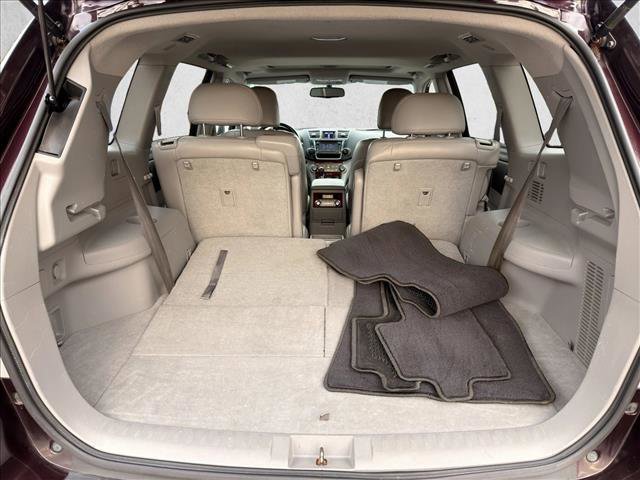 Used 2013 Toyota Highlander Limited image 27