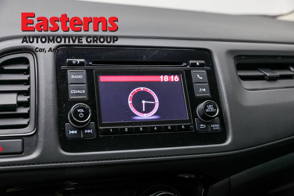Used 2018 Honda HR-V LX image 18