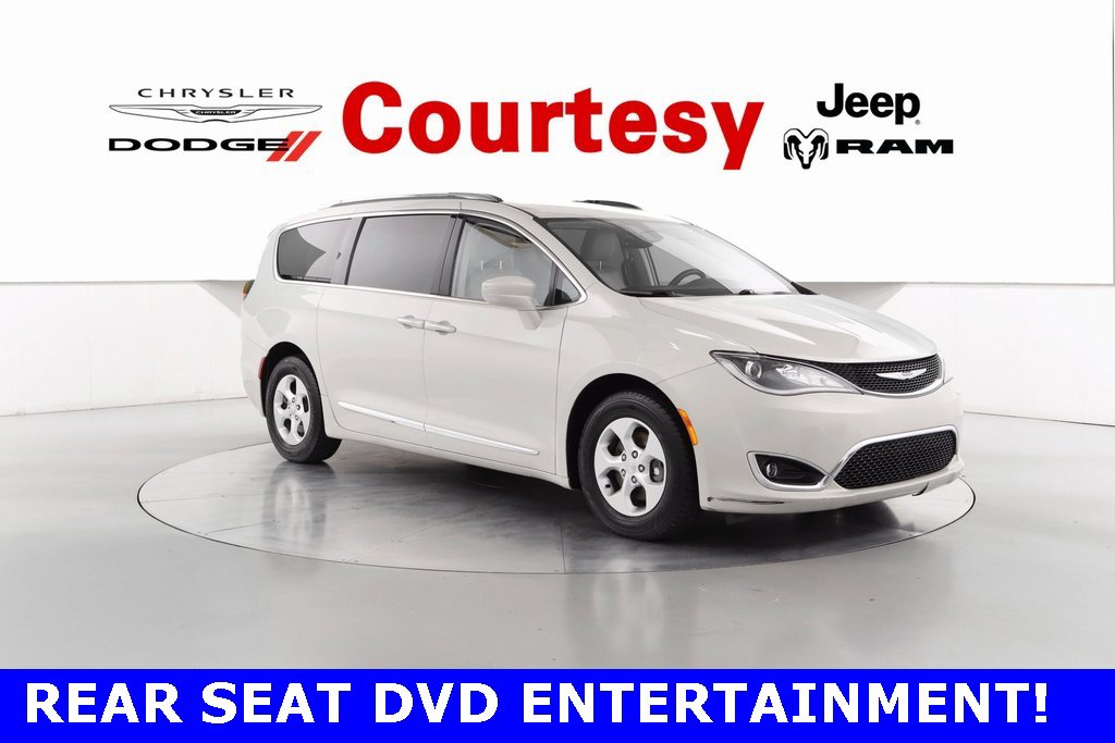 Used 2017 Chrysler Pacifica Touring-L Plus