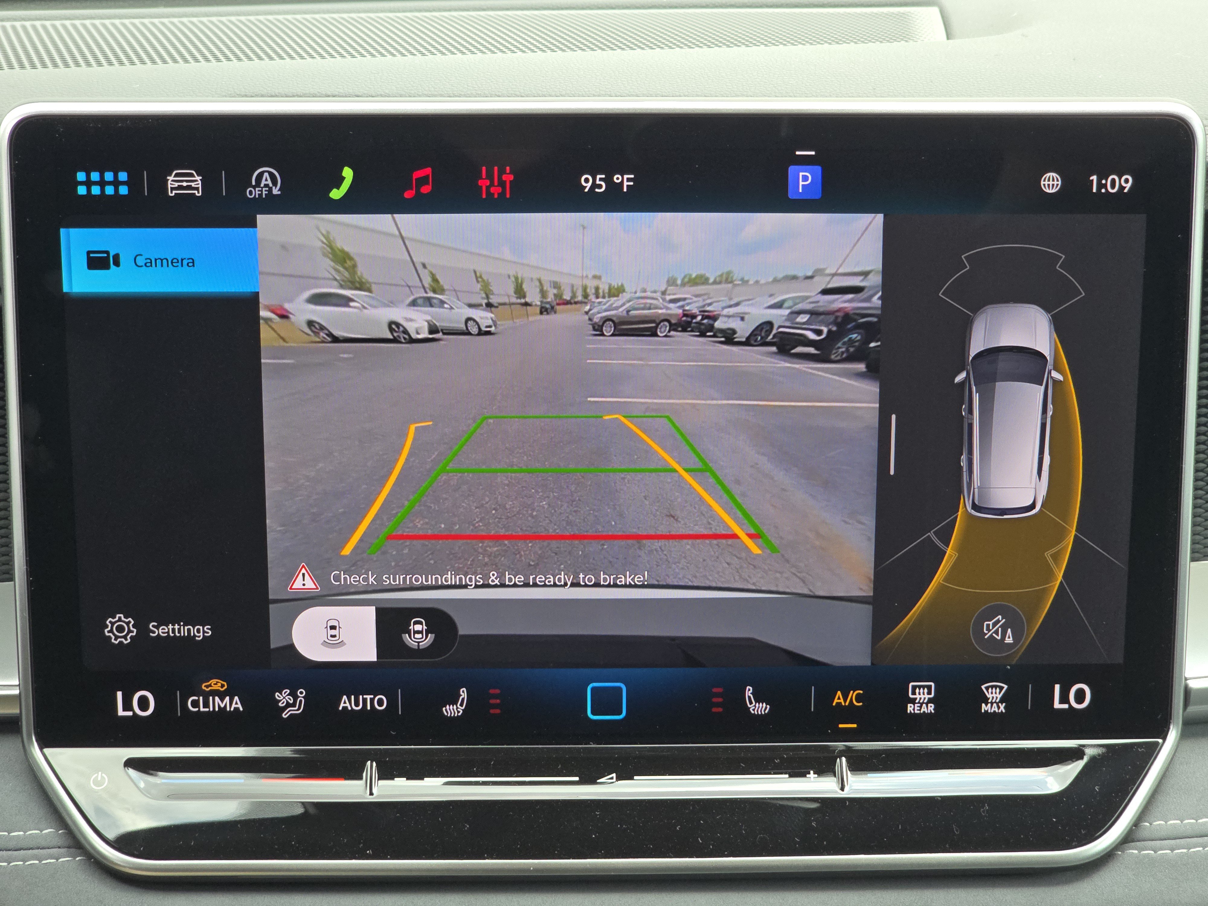New 2026 Volkswagen Tiguan SE R-Line AWD/4WD image 25