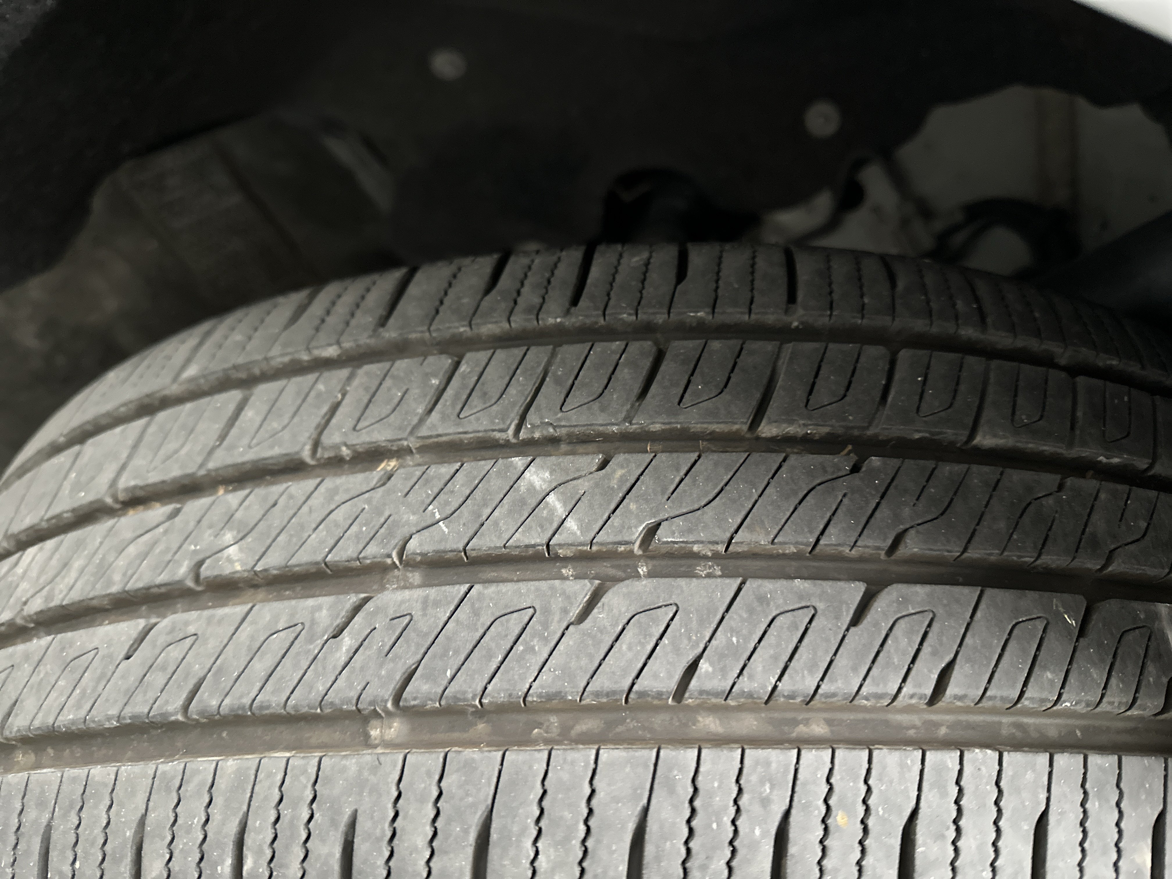 Used 2023 Chrysler Pacifica Touring-L FWD image 12