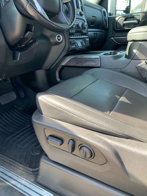 Certified 2022 Chevrolet Silverado 3500 LTZ w/ LTZ Plus Package AWD/4WD image 18