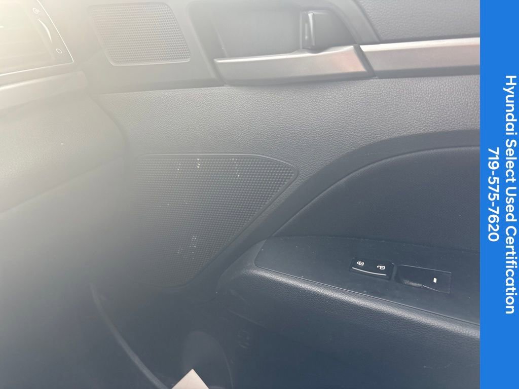 Used 2017 Hyundai Elantra Value Edition w/ Cargo Package image 38