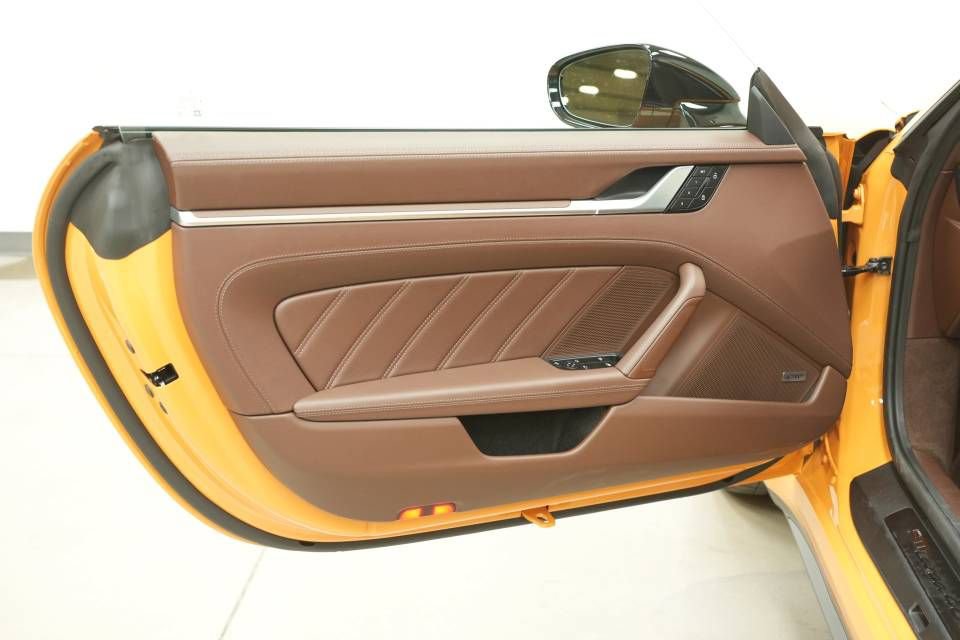 Certified 2026 Porsche 911 Targa 4 GTS AWD/4WD image 27