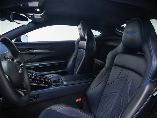 Used 2026 Aston Martin V8 Vantage Coupe image 12