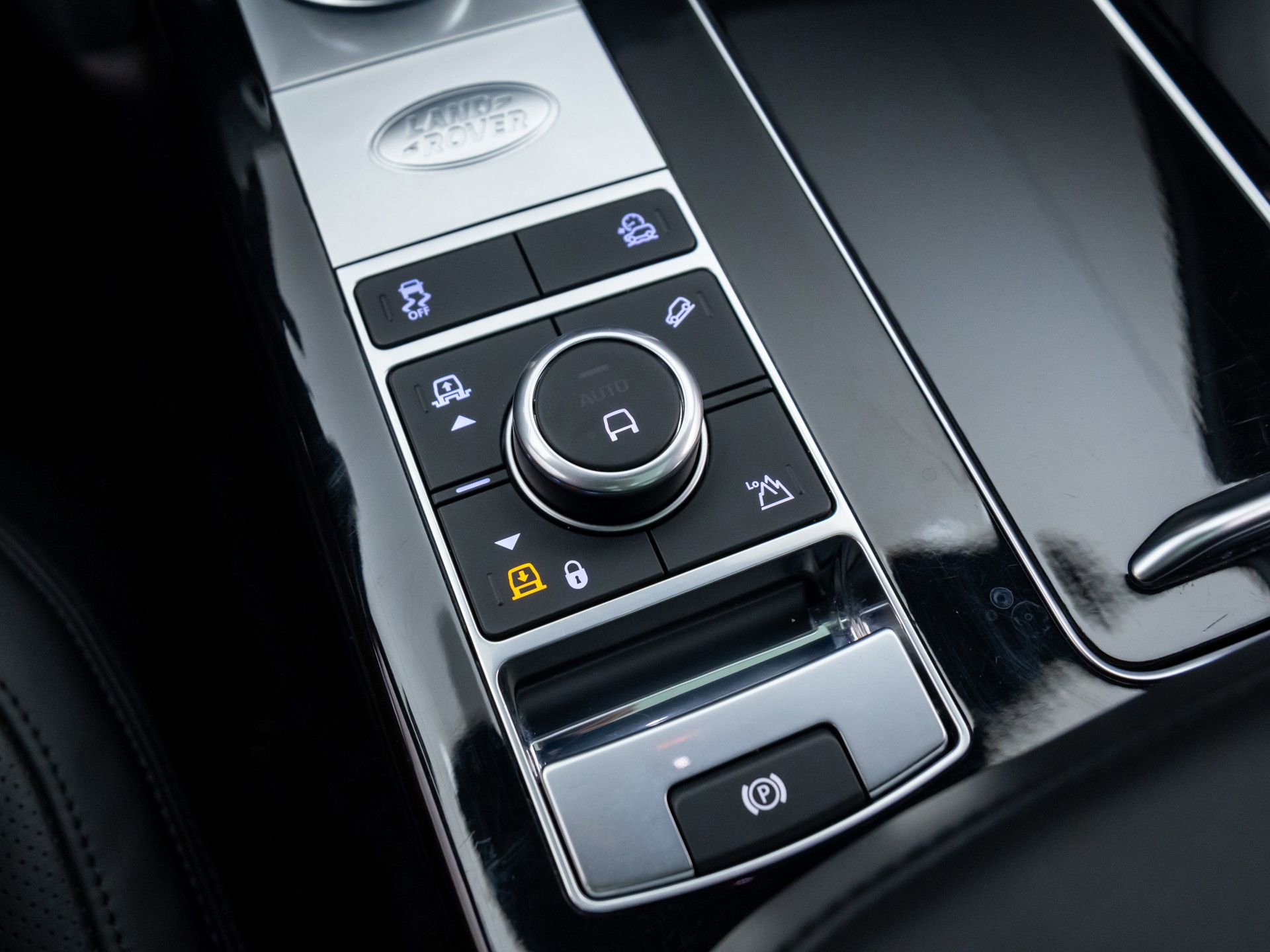 Used 2021 Land Rover Range Rover Westminster Edition image 22