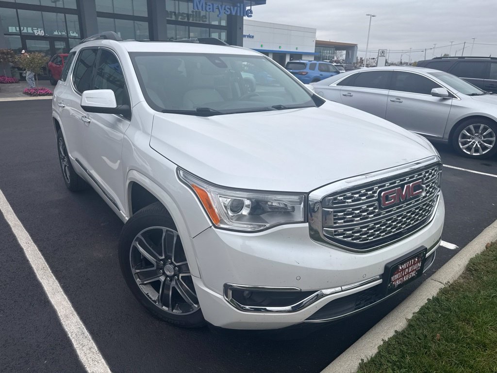 Used 2017 GMC Acadia Denali w/ Technology Package AWD/4WD image 3