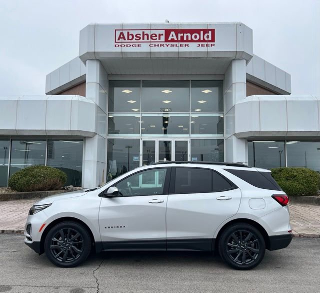 Used 2022 Chevrolet Equinox RS image 3