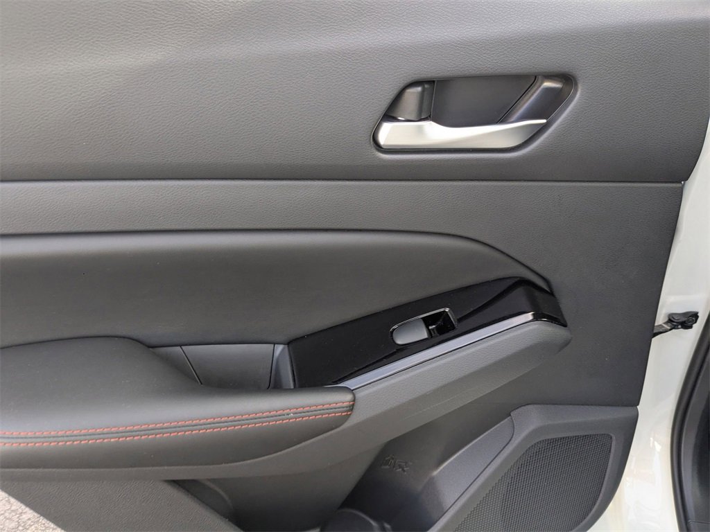 Used 2025 Nissan Altima 2.5 SR image 23