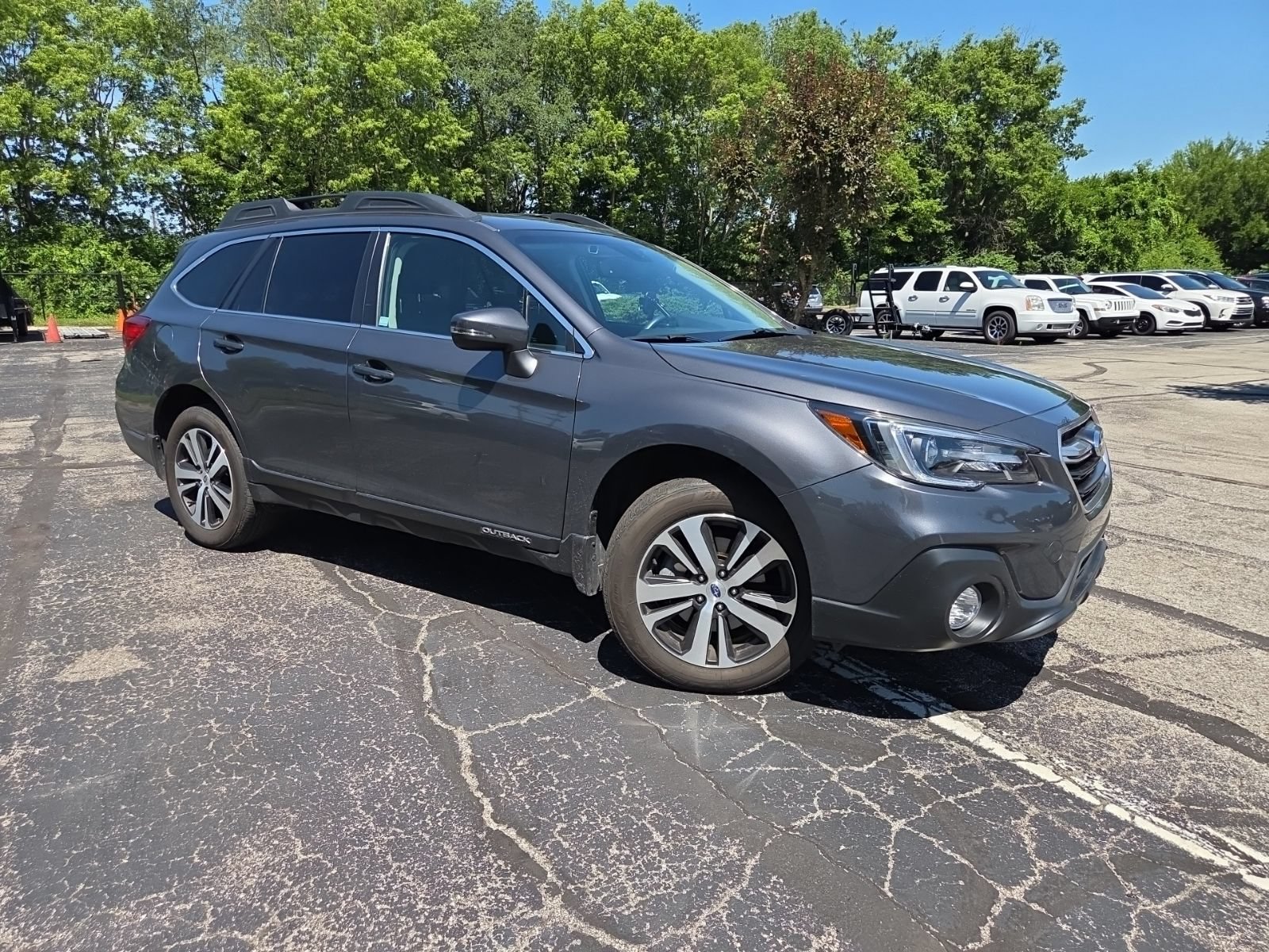 Used 2018 Subaru Outback 2.5i Limited AWD/4WD image 3