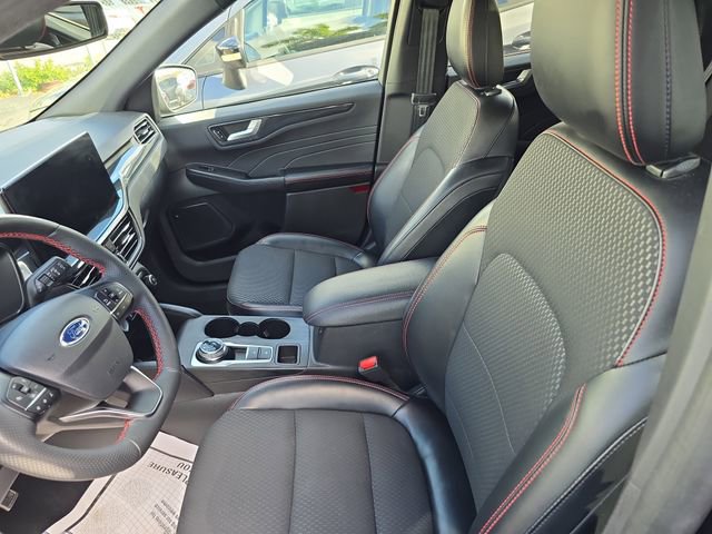 Used 2023 Ford Escape ST-Line Elite image 17