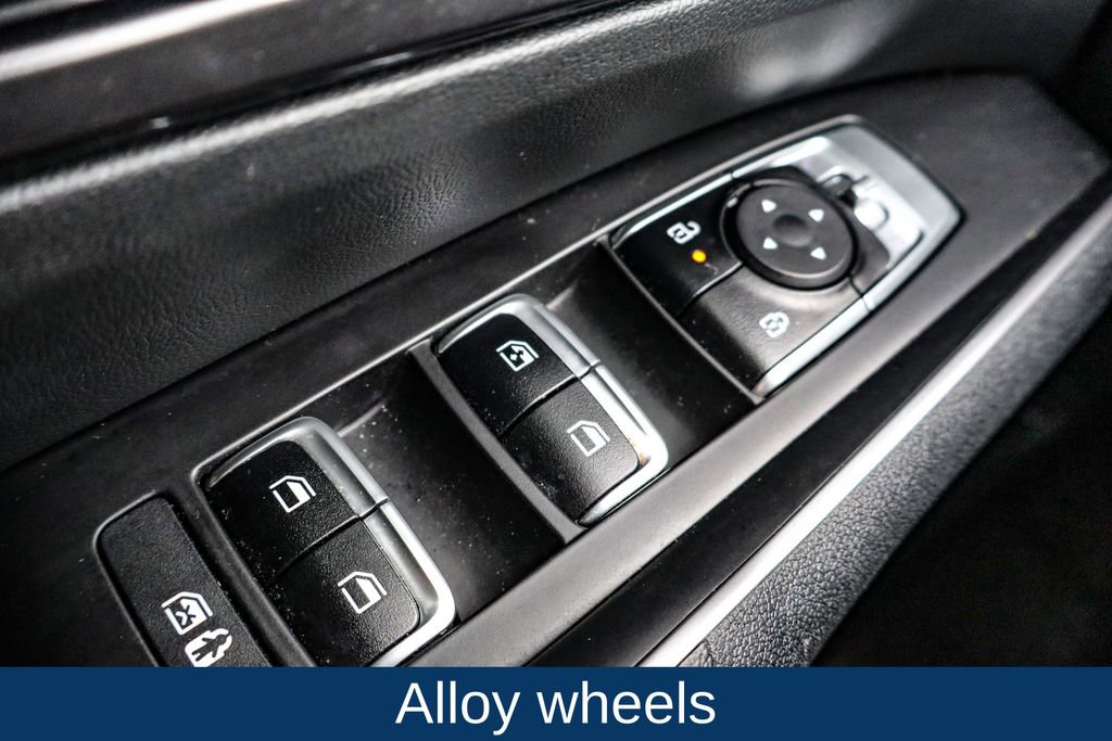 Used 2025 Kia Sorento S w/ Panoramic Sunroof Package image 20