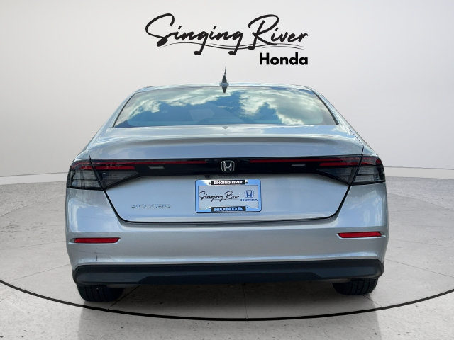 Used 2024 Honda Accord EX image 6