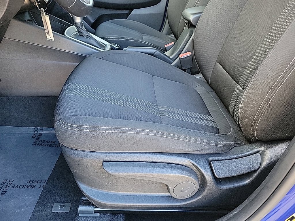 Used 2022 Hyundai Venue SEL w/ Cargo Package FWD image 15