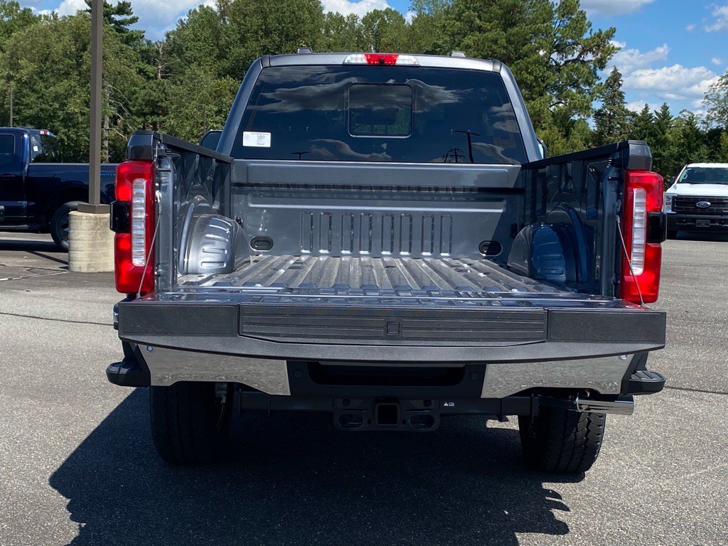 New 2026 Ford F250 Lariat w/ Lariat Premium Package image 6