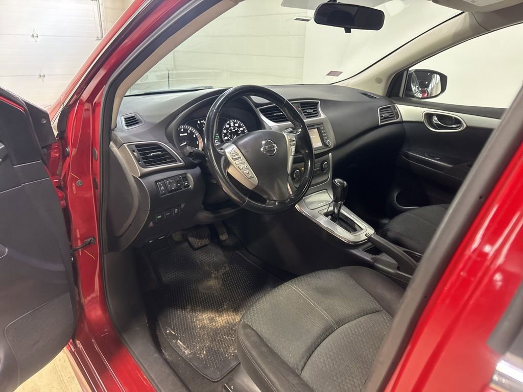 Used 2013 Nissan Sentra SR w/ Driver Pkg FWD image 21