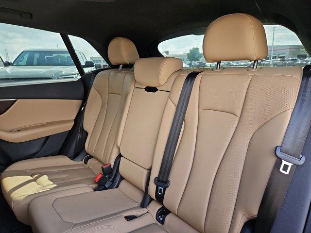 Used 2020 Audi Q8 Prestige w/ Prestige Package image 19
