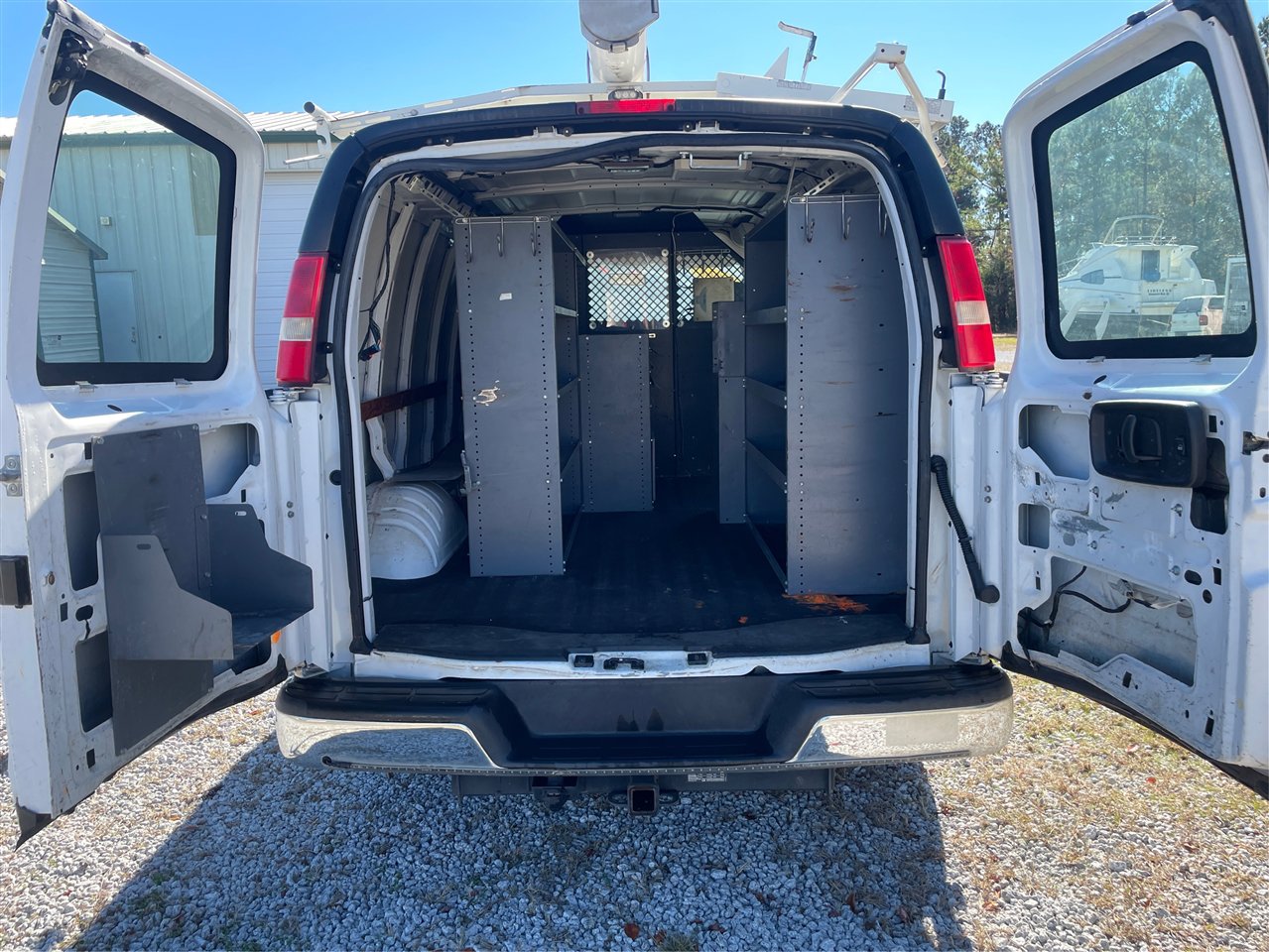 Used 2014 Chevrolet Express 2500 2500 Cargo image 12