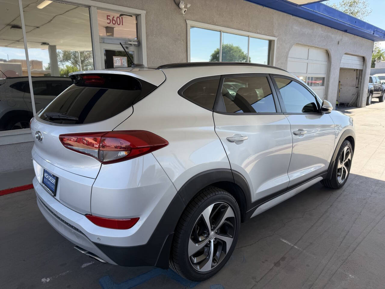 Used 2017 Hyundai Tucson Value FWD image 8