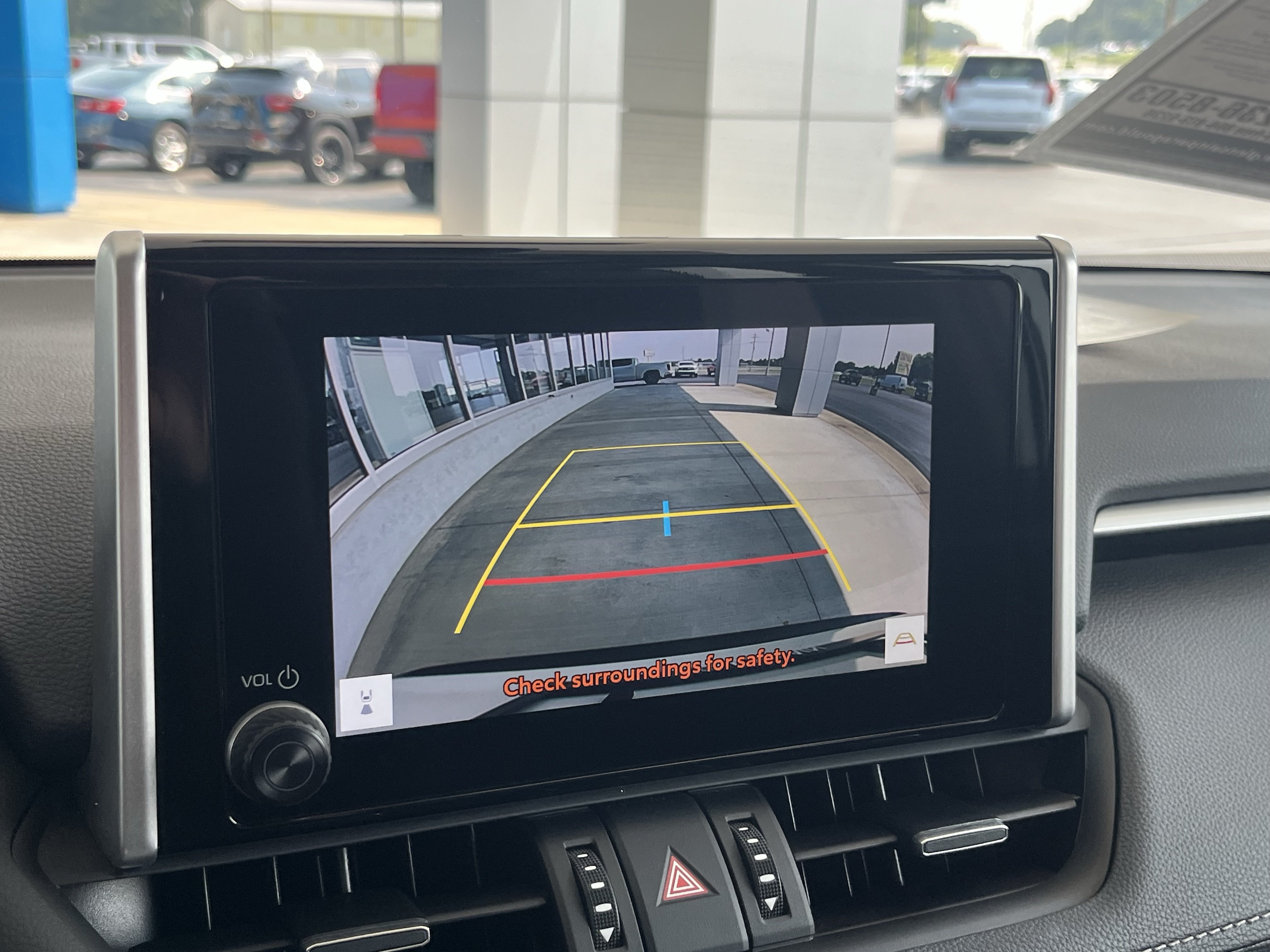Used 2023 Toyota RAV4 XLE Premium FWD image 8