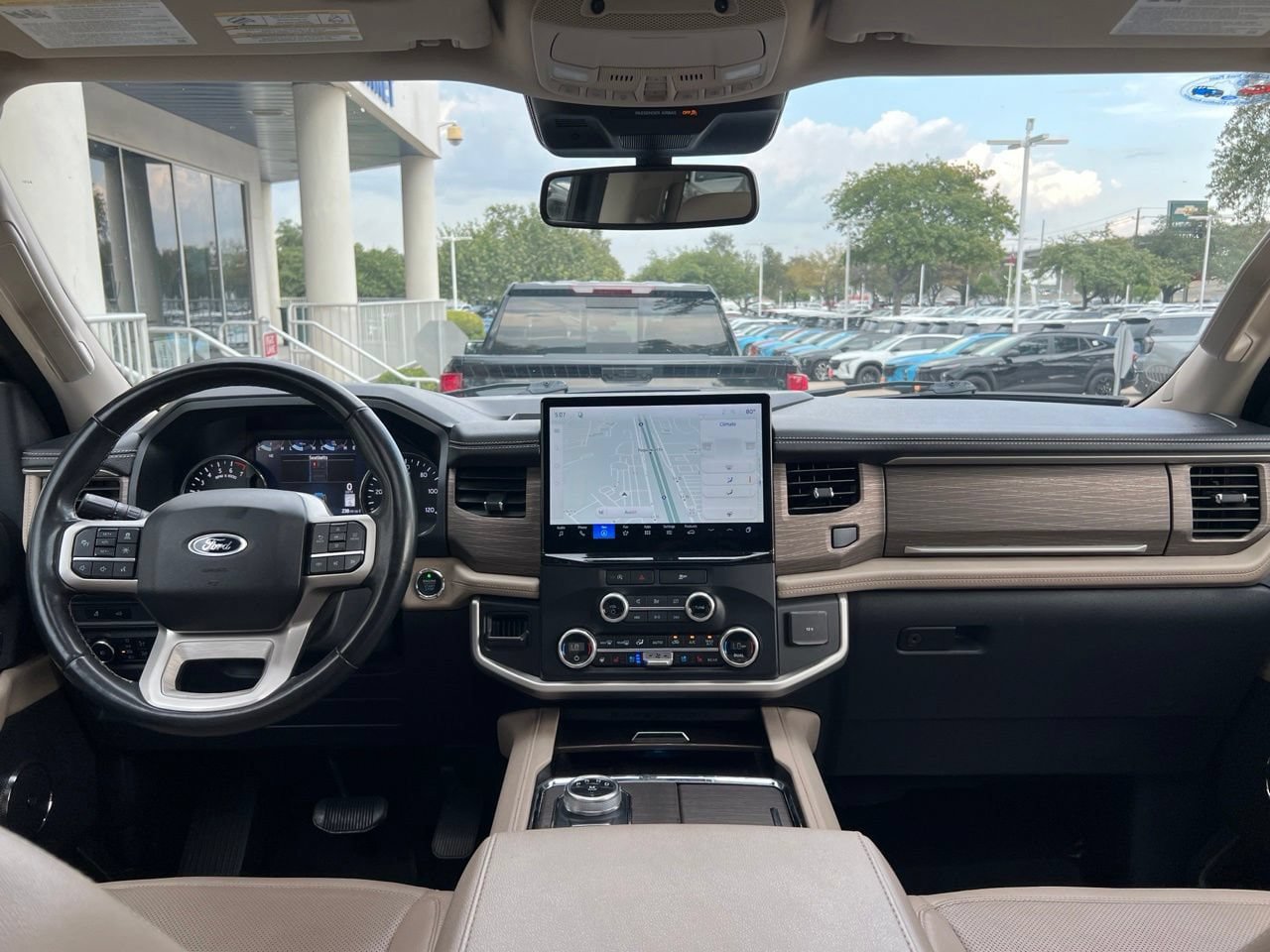 Used 2024 Ford Expedition Max Limited AWD/4WD image 14