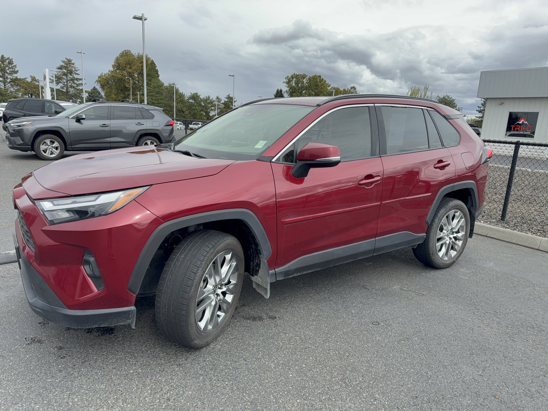 Certified 2023 Toyota RAV4 XLE Premium AWD/4WD image 39
