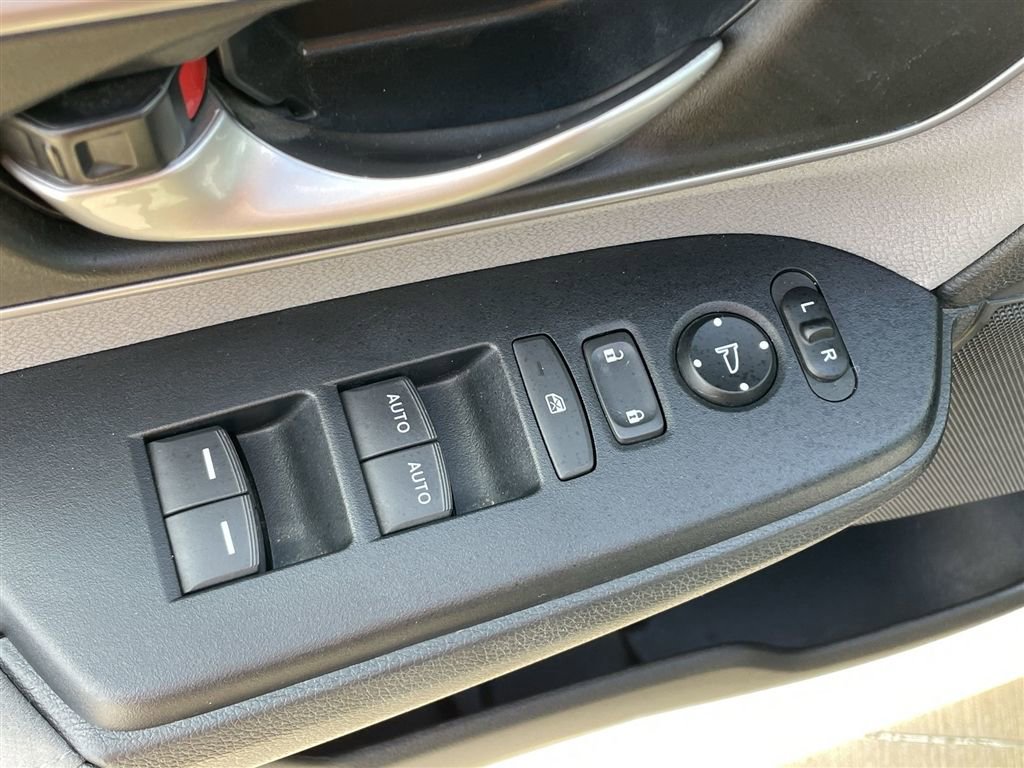 Used 2019 Honda CR-V EX image 21