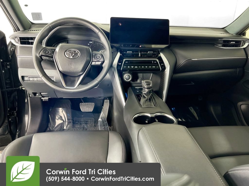 Used 2024 Toyota Venza Nightshade AWD/4WD image 26