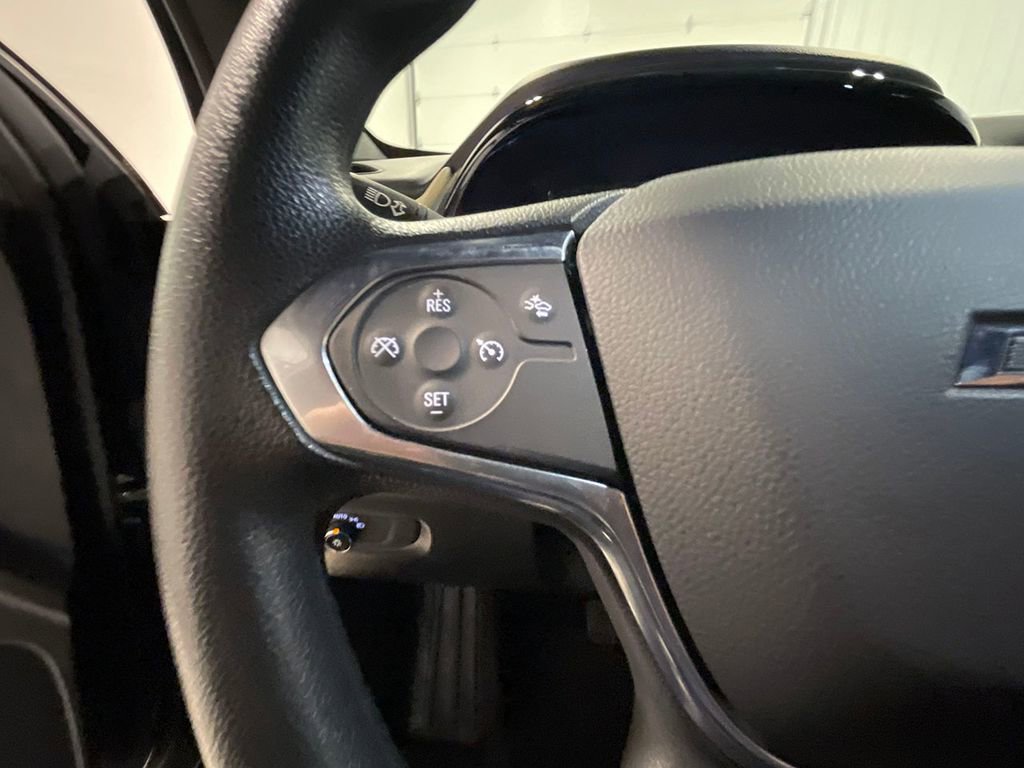 Used 2023 Chevrolet Traverse LS w/ Midnight/Sport Edition image 37