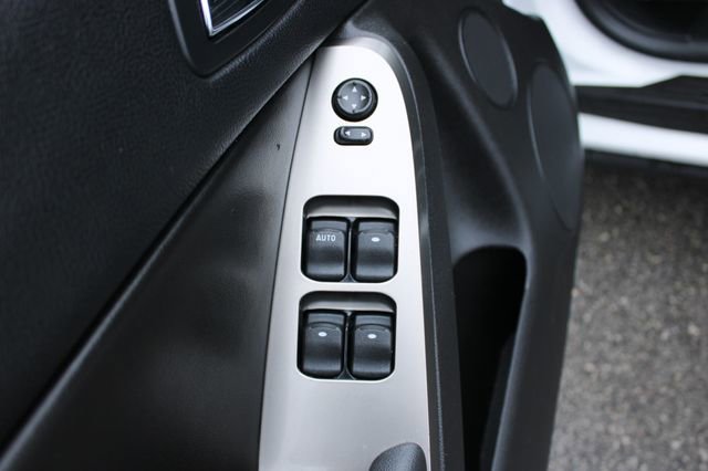 Used 2009 Pontiac G6 GT w/ Sport Package 1 image 11