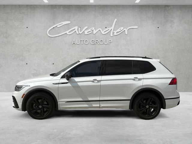 Used 2023 Volkswagen Tiguan SE R-Line FWD image 13