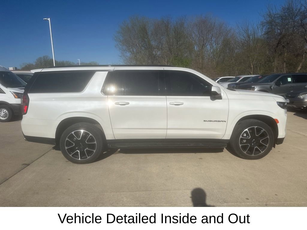 Certified 2022 Chevrolet Suburban RST w/ Sport Performance Package image 7