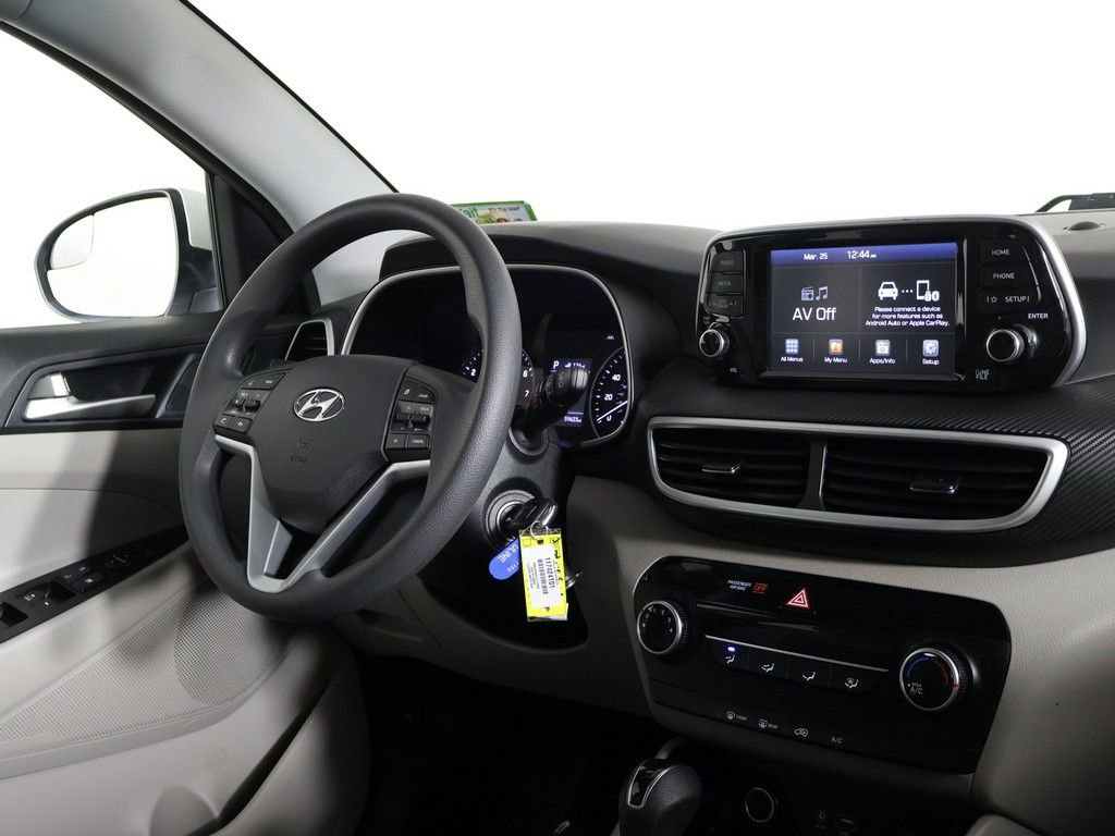 Used 2020 Hyundai Tucson SE image 28