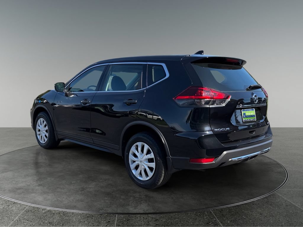 Used 2018 Nissan Rogue S AWD/4WD image 8