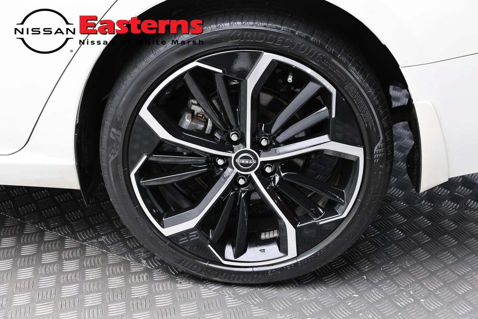 Used 2023 Nissan Altima 2.5 SR w/ SR Premium Package AWD/4WD image 8