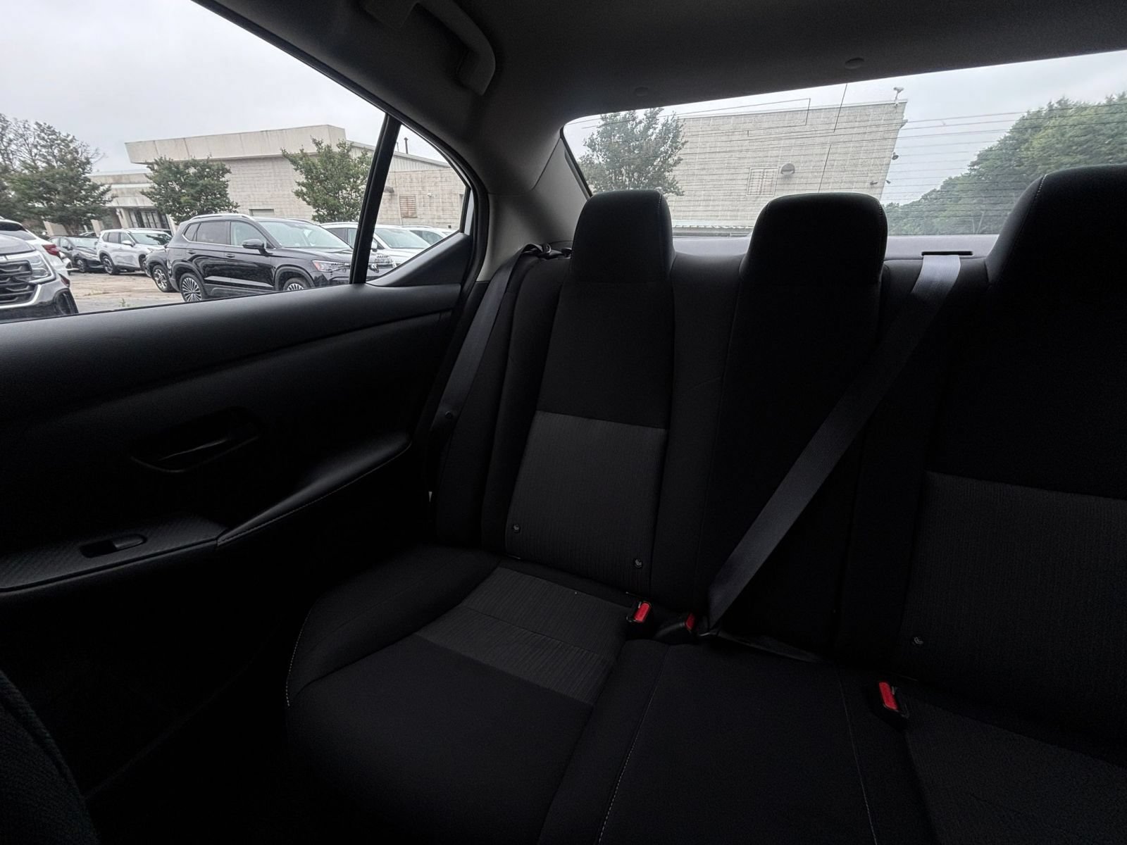 Used 2025 Nissan Sentra SV FWD image 38